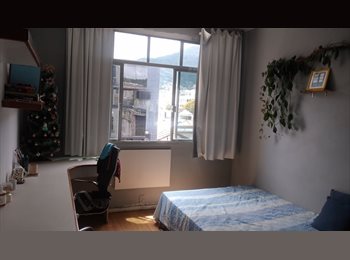 Roomgo BR - Quarto em apartamento no Maracanã próximo a UERJ e praça Varnhagemm, Maracanã - R$ 1.300 Por mês