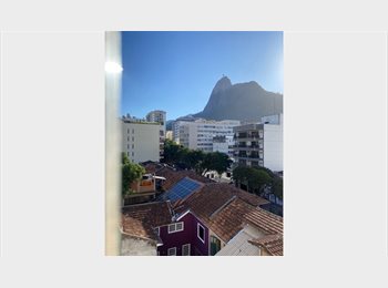 Roomgo BR - Quarto em Botafogo - R$ 2.500, Humaitá - R$ 2.500 Por mês