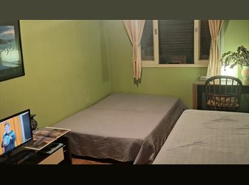 Roomgo BR - Quarto mobiliado com banheiro privativo, Itaim Bibi - R$ 2.000 Por mês