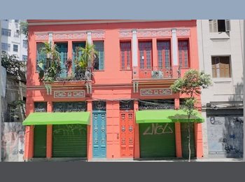Roomgo BR - QUARTO COM ESPAÇO HOMEOFFICE - COWORKING - BE NO LAPA 2, Santa Teresa - R$ 1.350 Por mês
