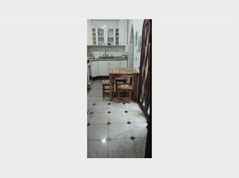 Roomgo BR - Suite mobiliada em  Pinheiros com contas incluidas, Pinheiros - R$ 2.200 Por mês