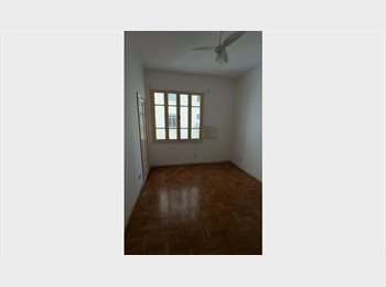 Roomgo BR - Quarto em frente ao metrô, Flamengo - R$ 2.800 Por mês