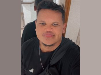 Roomgo BR - Carlos - 36 - Jardim Paulista