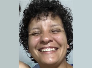 Roomgo BR - Renata - 33 - Recife