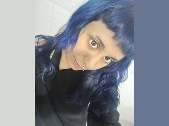 Roomgo BR - julia - 18 - Curitiba