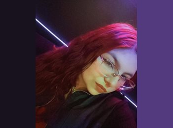 Roomgo BR - Katarina  - 18 - Guarulhos