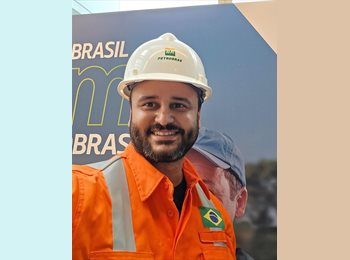 Roomgo BR - Rafael - 41 - Maracanã