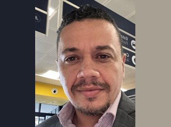 Roomgo BR - Everson Teixeira - 43 - Curitiba