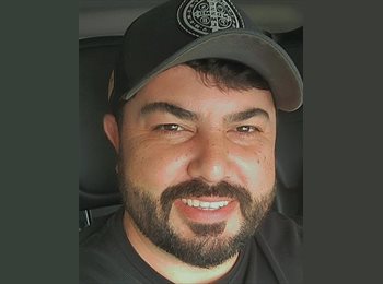 Roomgo BR - Vinicius - 39 - São José dos Campos