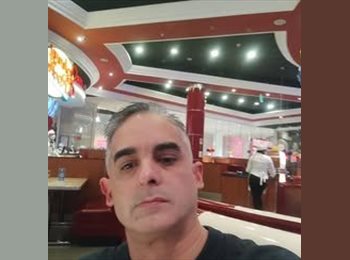 Roomgo BR - Daniel - 52 - Curitiba