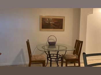 Roomgo CA - Private Room to Rent Near York University, Toronto - $825 pcm