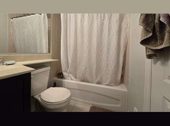 Roomgo CA - Condo townhouse in Oakville, Canada - $1,200 pcm