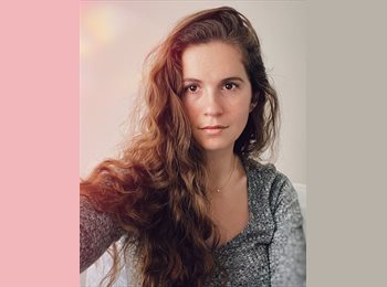 Roomgo CA - Haley - 33 - Toronto
