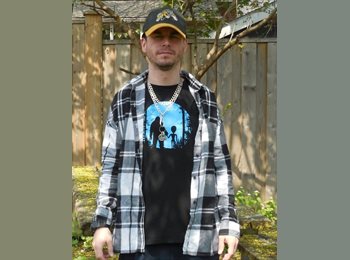 Roomgo CA - Jeff - 42 - Canada