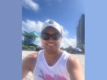 Roomgo CA - Joaquin  - 39 - Toronto