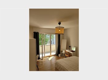 Roomgo CH - Chambre meublée en colocation près arrêts bus-tram Perrelet, Lausanne - 1 050 CHF / Mois