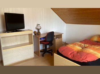 Roomgo CH - chambre au calme dans villa, Fribourg - 595 CHF / Mois