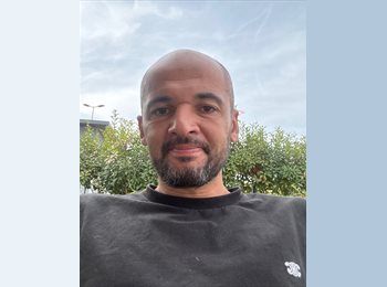 Roomgo CH - Hassane - 43 - Fribourg