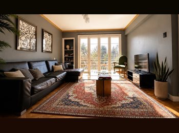 CompartoDepto CL - Amplio departamento. 4H + 3B Vista al Parque Forestal a pasos del Metro Bellas Artes. Santiago Centr, Santiago Centro - CH$1.700.000 por mes