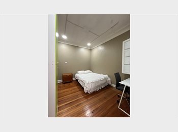 CompartoDepto CL - Habitación individual a pasos de metro Baquedano 5B, Santiago Centro - CH$350.000 por mes