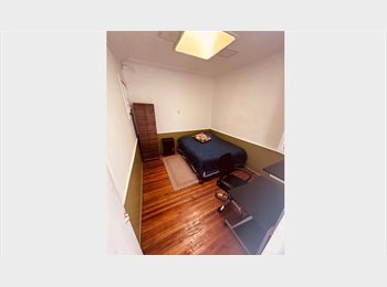 CompartoDepto CL - Habitación individual a pasos de metro Baquedano 5, Santiago Centro - CH$360.000 por mes