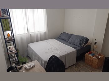 CompartoApto CO - Habitación a un cuadra de Unicentro y dos de la UPB. Av 33 a dos cuadras. Apartamento amplio., Medellín - COP$ 970.000 por mes