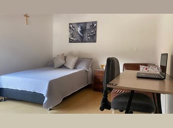 CompartoApto CO - HABITACIÓN CON BAÑO DENTRO DE LA HABITACION CERCA AL METRO Y  PARQUE DE LA FLORESTA, Medellín - COP$ 990.000 por mes