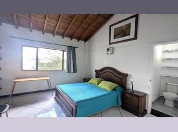 CompartoApto CO - Habitación Poblado Castropol, Medellín - COP$ 1.650.000 por mes