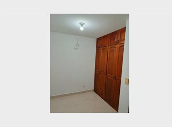 CompartoApto CO - SE ARRIENDA HABITACIÓN – CERCA DE LA ESTACIÓN SANTA LUCÍA, Medellín - COP$ 700.000 por mes