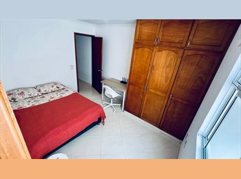 CompartoApto CO - Cozy Room 01· Central · Great View · Ultra WiFi, Envigado - COP$ 1.440.000 por mes