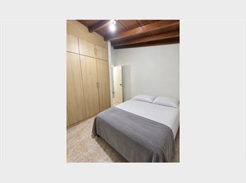 CompartoApto CO - Se arrienda habitación cerca a Poblado, Medellín - COP$ 950.000 por mes