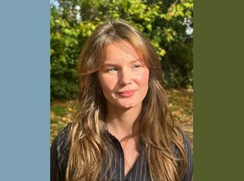 CompartoApto CO - Zoe Sigaloff - 25 - Medellín