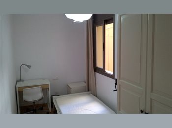 Roomgo ES - Camera in affitto per studentessa universitaria a Barcelona, Esplugues - 295 € por mes