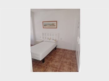 Roomgo ES - Habitación en Valencia, Valencia - 399 € por mes