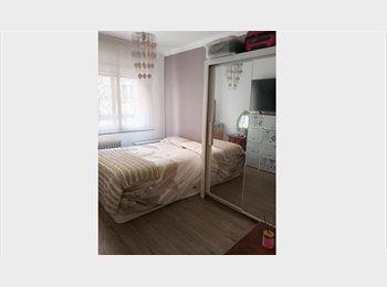 Roomgo ES - Alquilo habitación, Pamplona - 350 € por mes