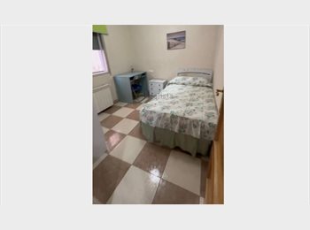Roomgo ES - Alquiler habitación Albacete - zona Hospital, Albacete - 240 € por mes