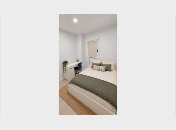 Roomgo ES - Habitación con baño privado en Entrenúcleos, Sevilla. Cerca de la Loyola., Sevilla - 599 € por mes