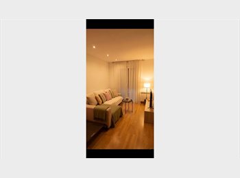 Roomgo ES - Habitación en Sagrada Familia, Sant Martí - 800 € por mes