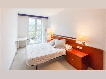 Roomgo ES - Alquiler de habitación en Paseo Maritimo Maresme, Maresme - 400 € por mes