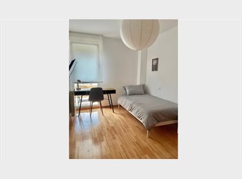 Roomgo ES - HABITACIÓN INDIVIDUAL EN PISO RECIÉN REFORMADO, Burgos - 450 € por mes