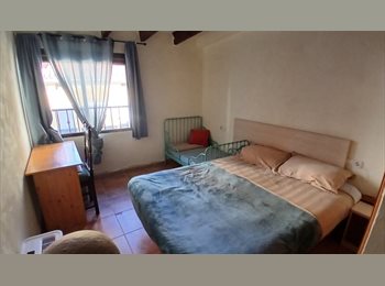 Roomgo ES - Dormitorio de carácter en Cabañal, Valencia - 500 € por mes