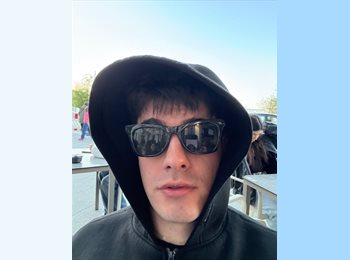 Roomgo ES - Anton - 18 - Madrid