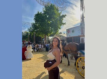 Roomgo ES - Lucia - 22 - Sevilla