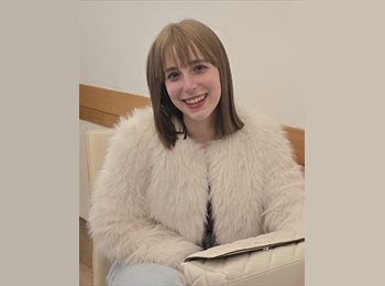 Roomgo ES - Celia - 21 - Madrid