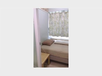 Roomgo HK - One bedroom flat Newly reno. Excellent location, Jordan - HKD6,800 pcm