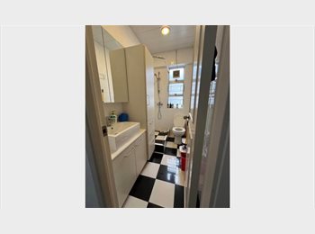 Roomgo HK - Flatmate wanted- Quarry bay, Quarry Bay - HKD7,001 pcm