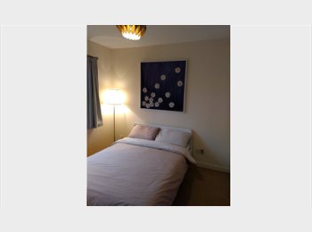 Roomgo IE - Double room in house next to Green Luas and M50, Dublin - €800 pcm