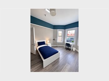Roomgo IE - Female Only Single ensuite room, Dublin - €1,160 pcm