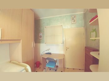 Roomgo IT - Affittasi stanza singola Arredata., Basiglio - 500 € al mese