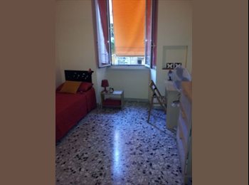 Roomgo IT - Trastevere carinissima camera singola	, Roma - 720 € al mese